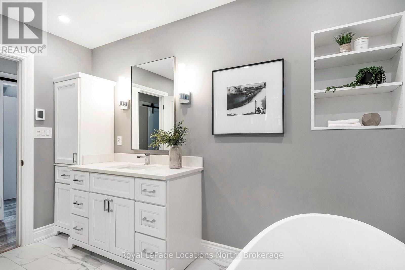 129 Scandia Lane, Blue Mountains, Ontario  N0H 2E0 - Photo 34 - X12940792