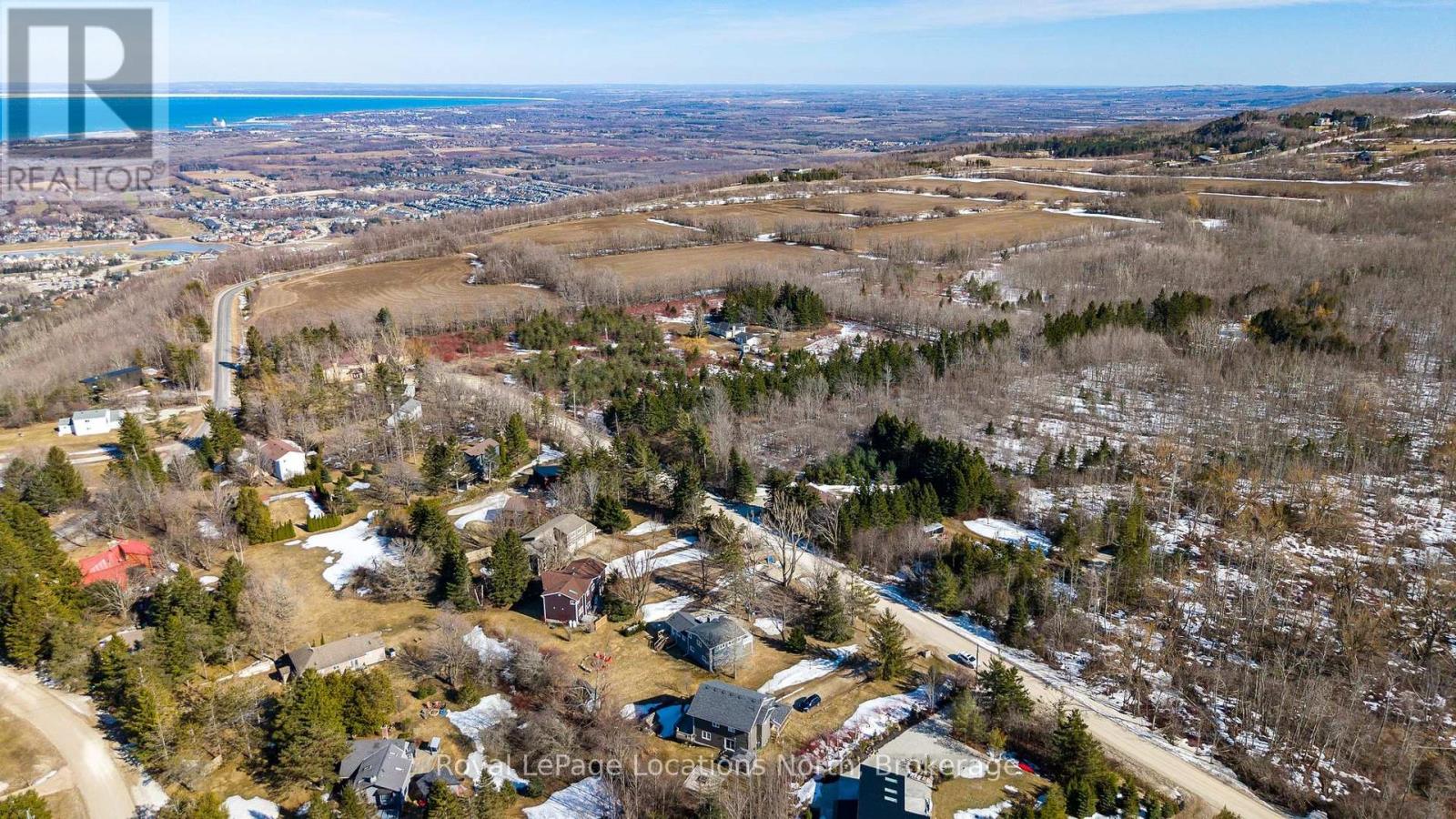 129 Scandia Lane, Blue Mountains, Ontario  N0H 2E0 - Photo 46 - X12940792