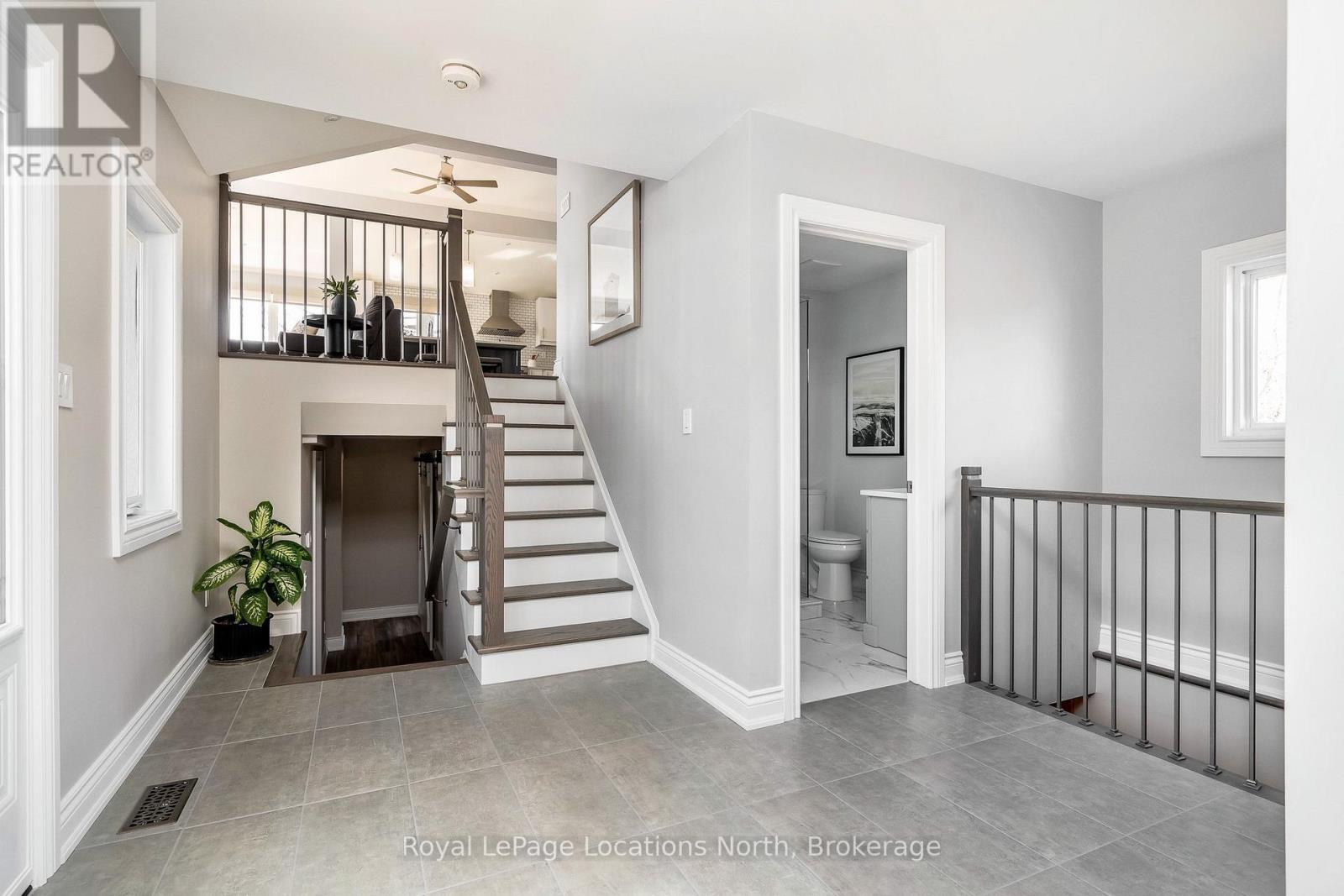 129 Scandia Lane, Blue Mountains, Ontario  N0H 2E0 - Photo 9 - X12940792