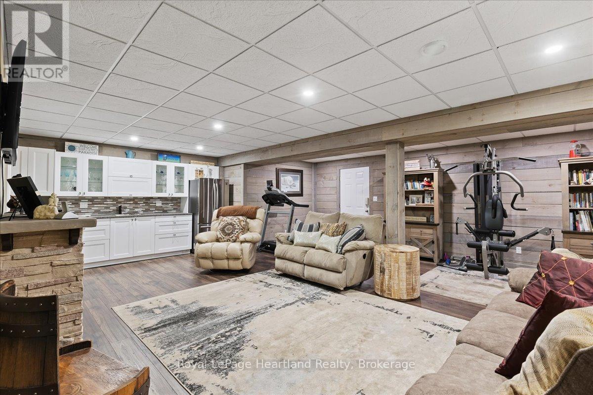 36241 Gore Road, South Huron, Ontario  N0M 1T0 - Photo 29 - X12940824