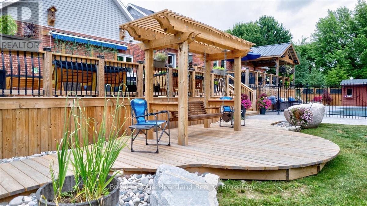 36241 Gore Road, South Huron, Ontario  N0M 1T0 - Photo 39 - X12940824