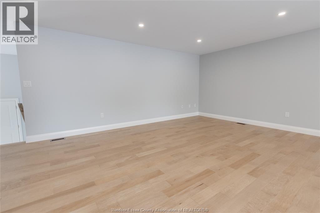 130 Angelo Avenue, Lasalle, Ontario  N9J 0E5 - Photo 7 - 26006558