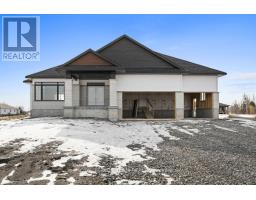 79 HOGAN DRIVE, McNab/Braeside, Ontario
