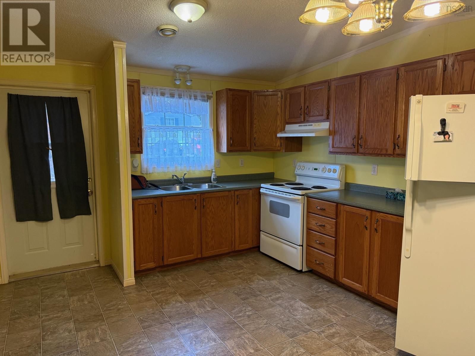 260 Seasons Drive, Bridgewater, Nova Scotia  B4V 2H6 - Photo 17 - 202526421