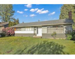 <div class="price">$1,399,000</div> 10366 145a Street, Surrey<br><div style="margin-bottom:8px;"><small>Century 21 Coastal Realty Ltd.</small></div><div class='bed_bath'>4 Bed | 1 Bath</div>