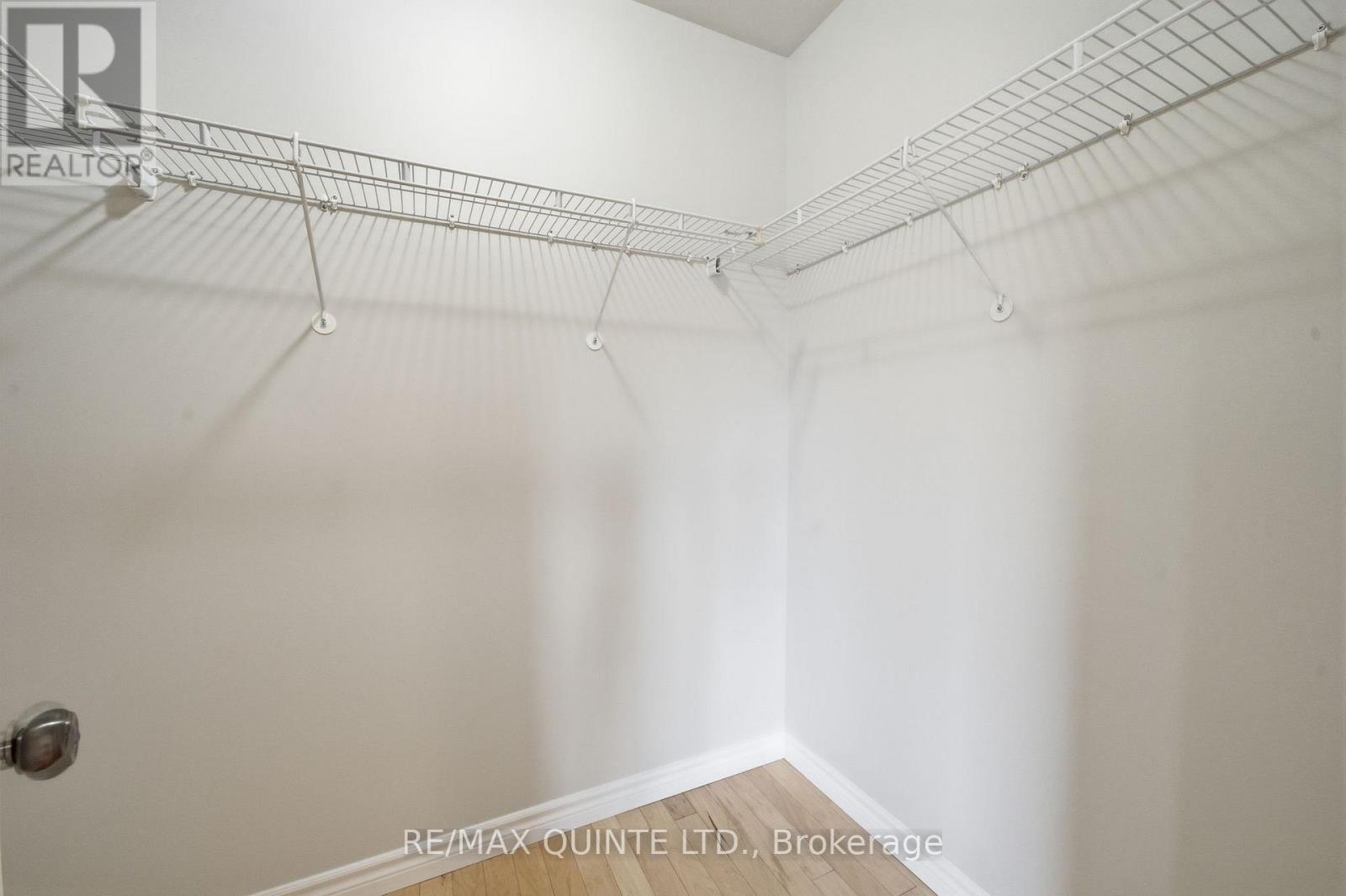 24 Britton Place, Belleville, Ontario  K8P 5N5 - Photo 30 - X12940676