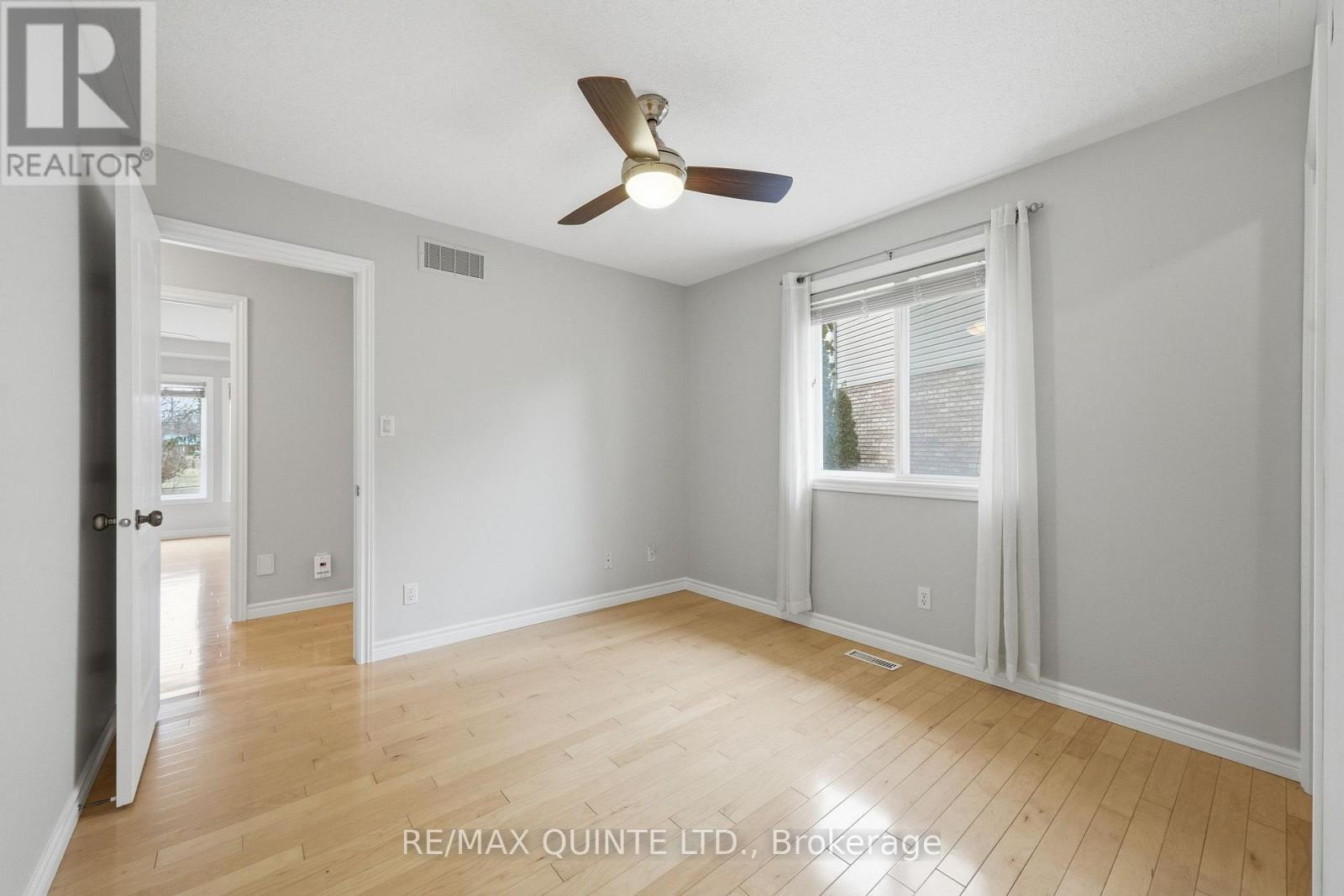 24 Britton Place, Belleville, Ontario  K8P 5N5 - Photo 32 - X12940676