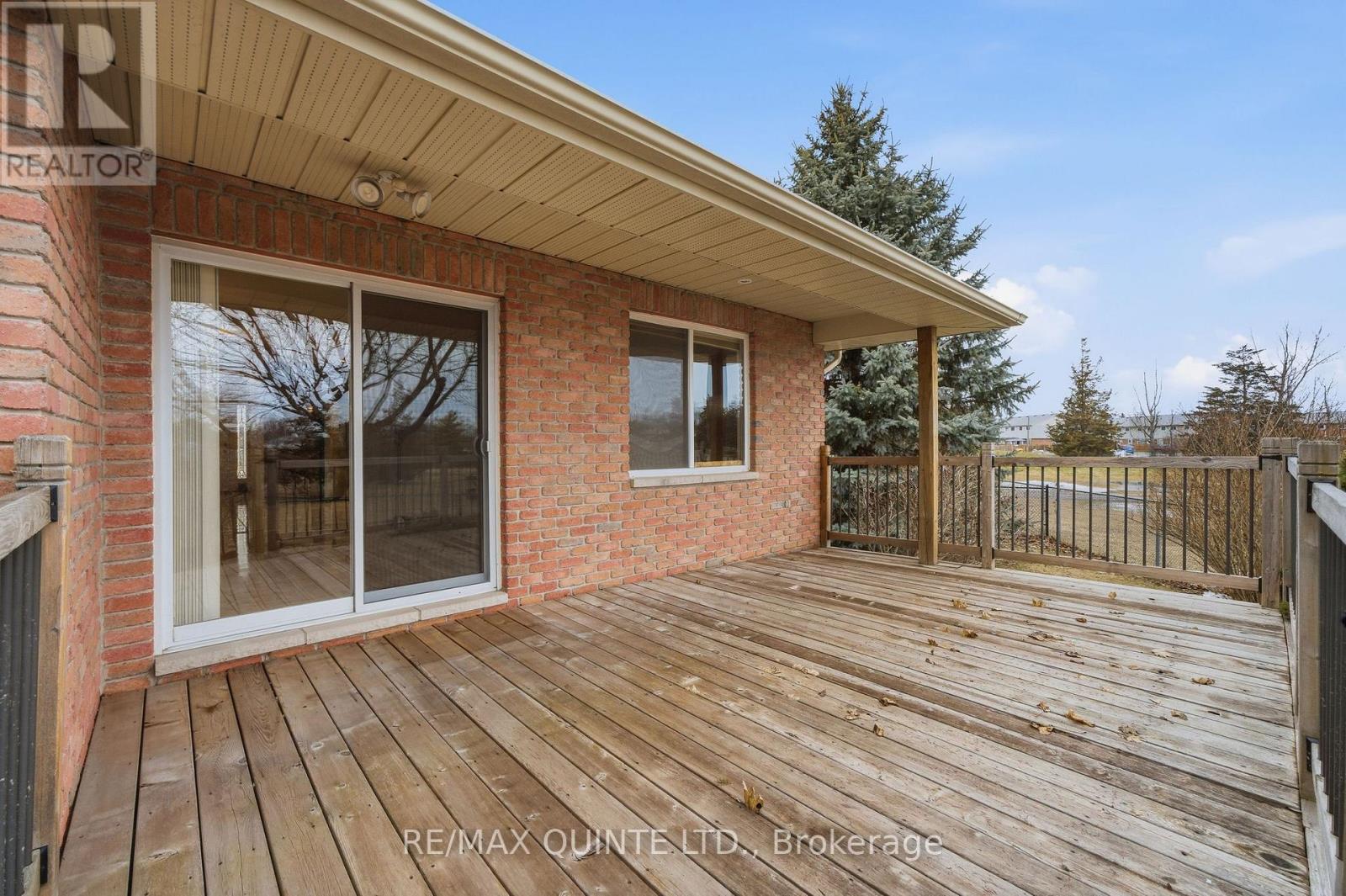 24 Britton Place, Belleville, Ontario  K8P 5N5 - Photo 46 - X12940676