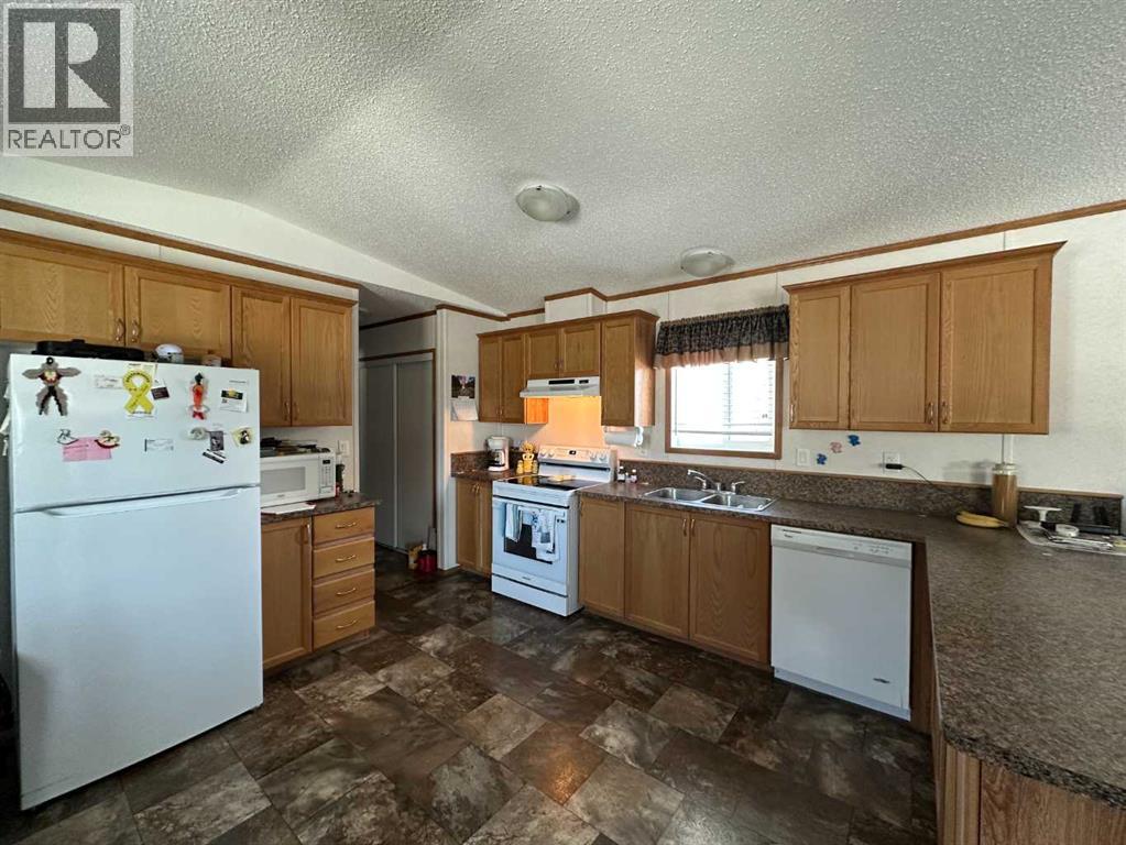 53, 6205 54 Street, Ponoka, Alberta  T4J 1M5 - Photo 3 - A2292711