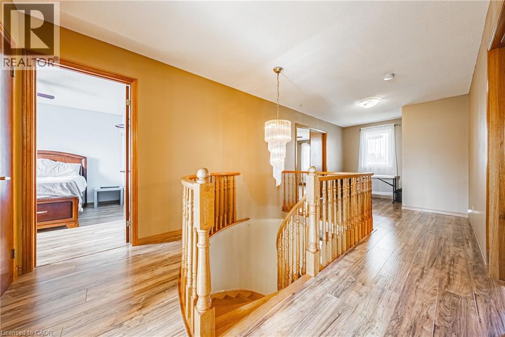 19 Glenhaven Court, Hamilton, Ontario  L9C 7G4 - Photo 14 - 40816173