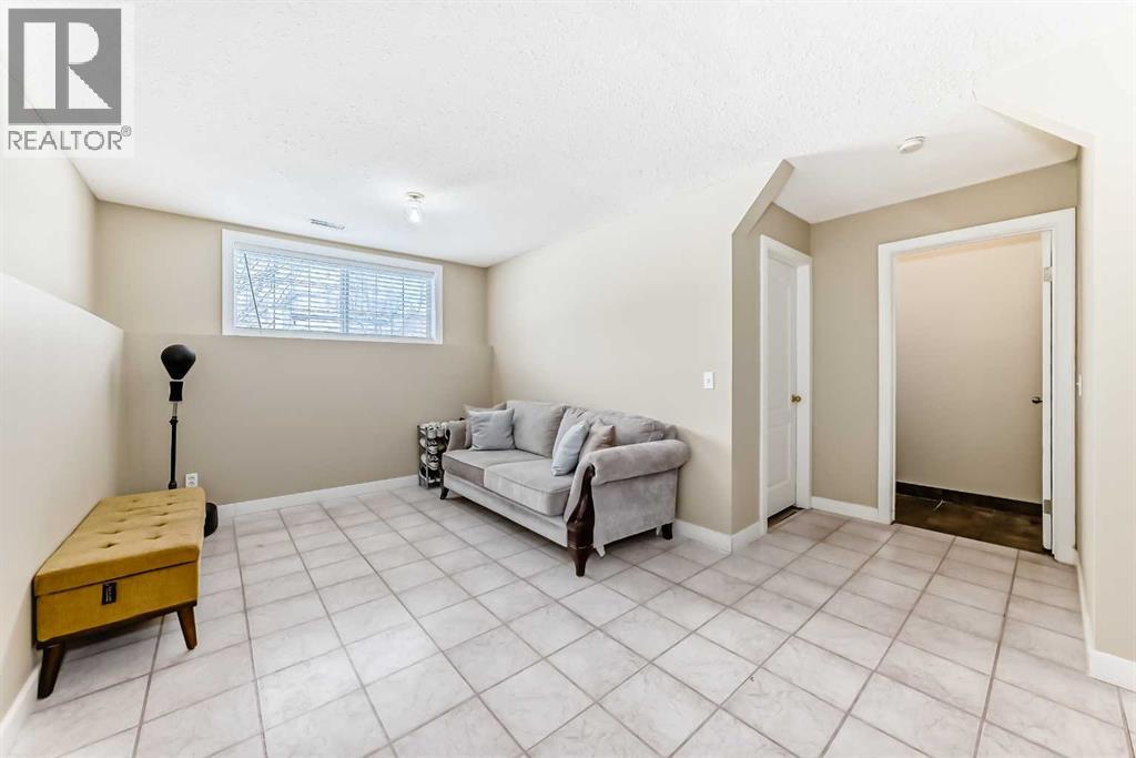 67 Bridleglen Manor Sw, Calgary, Alberta  T2Y 3X1 - Photo 27 - A2293396