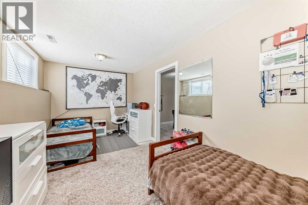 67 Bridleglen Manor Sw, Calgary, Alberta  T2Y 3X1 - Photo 34 - A2293396