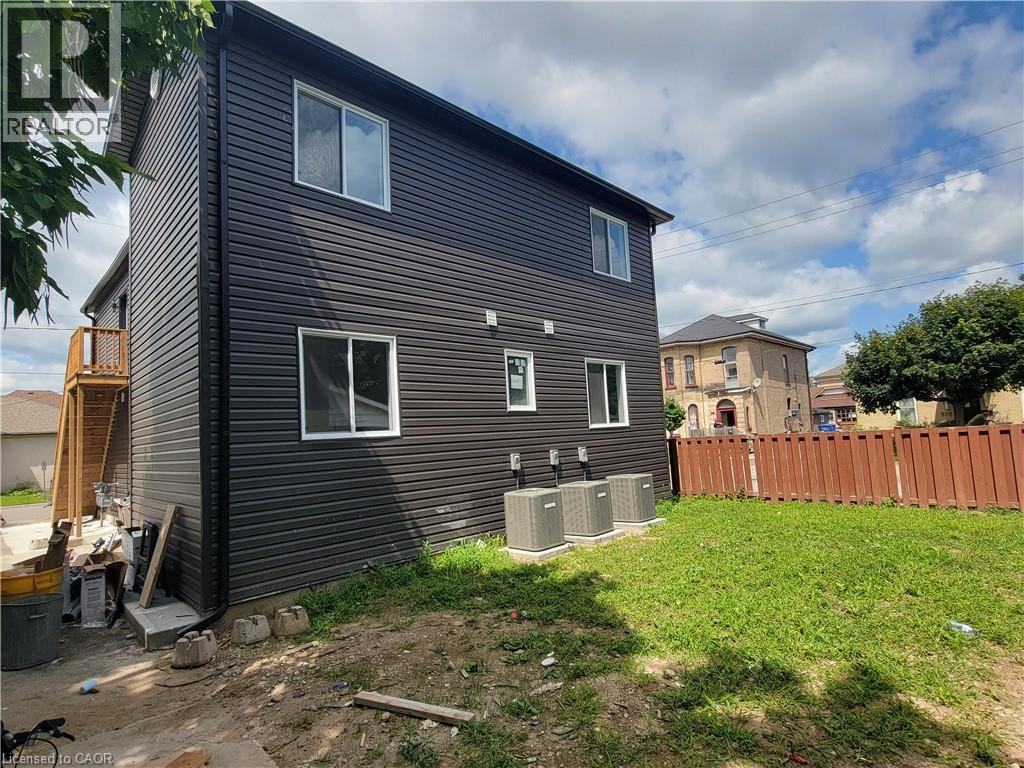 103 Peel Street Unit# 2, Brantford, Ontario  N3S 5M3 - Photo 2 - 40816526