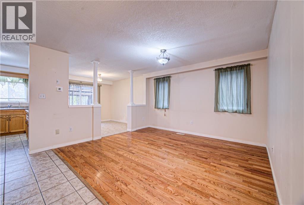 93 Edgemere Drive, Cambridge, Ontario  N1P 1E9 - Photo 4 - 40816628