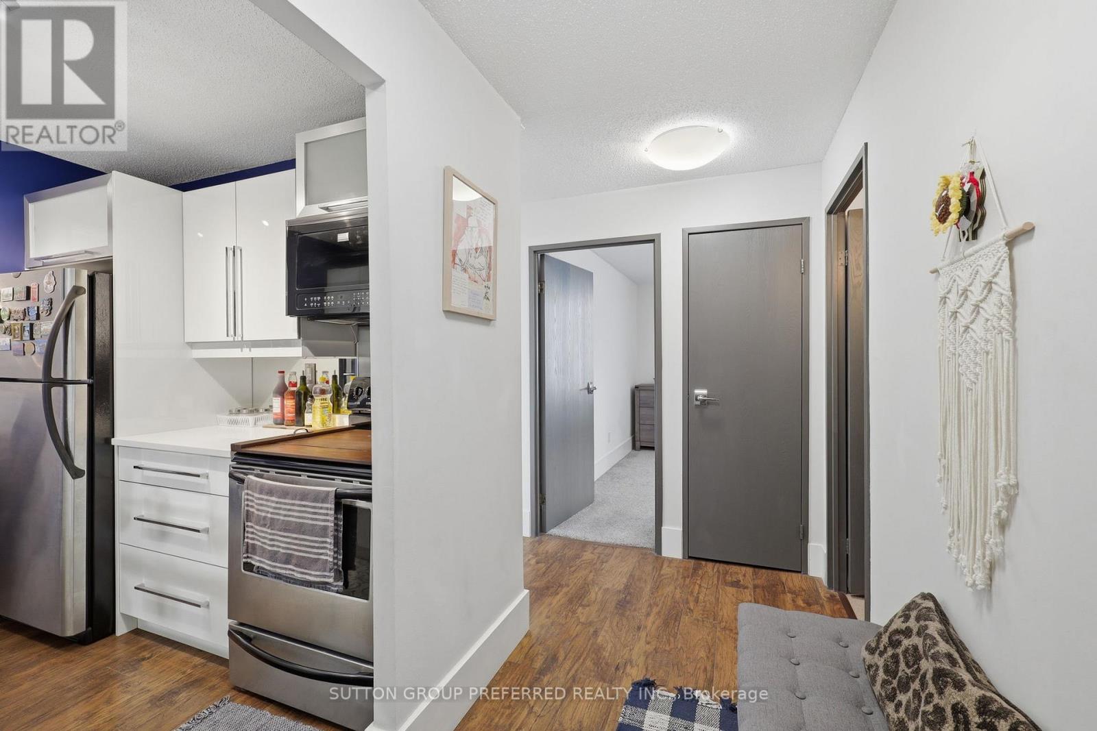 1615 - 45 Pond Mills Road, London South, Ontario  N5Z 4W5 - Photo 8 - X12940714