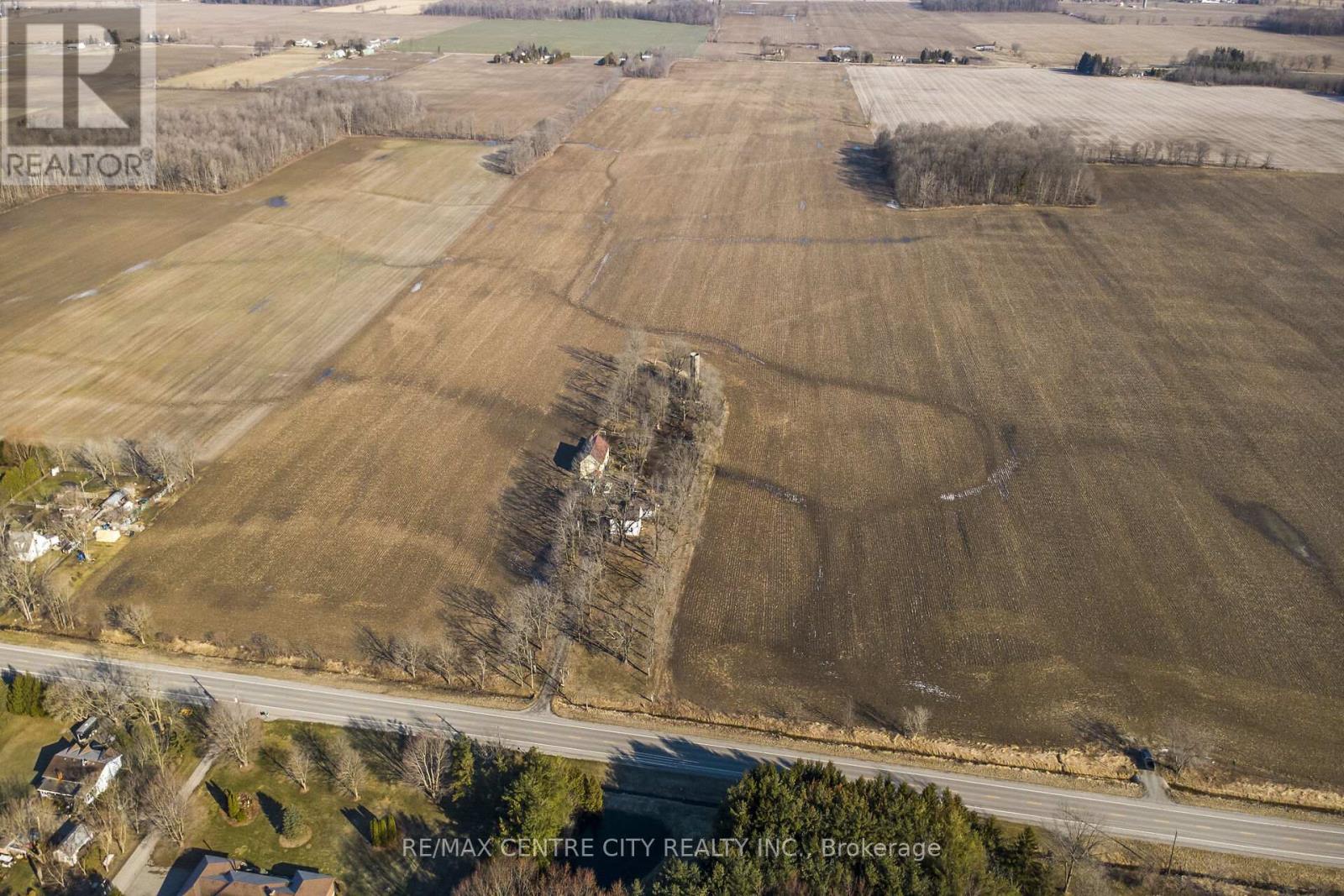 1213 Thompson Road, Norfolk, Ontario  N0E 1Y0 - Photo 4 - X12940798