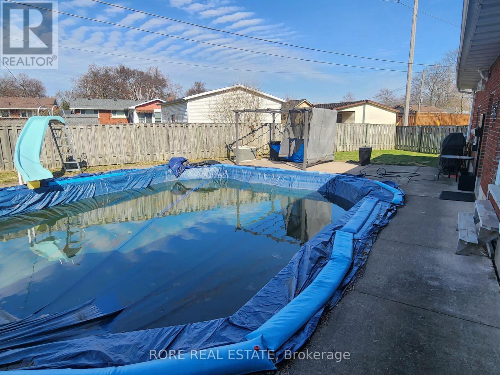 8842 Roosevelt Street, Niagara Falls, Ontario  L2G 7A2 - Photo 29 - X12927038