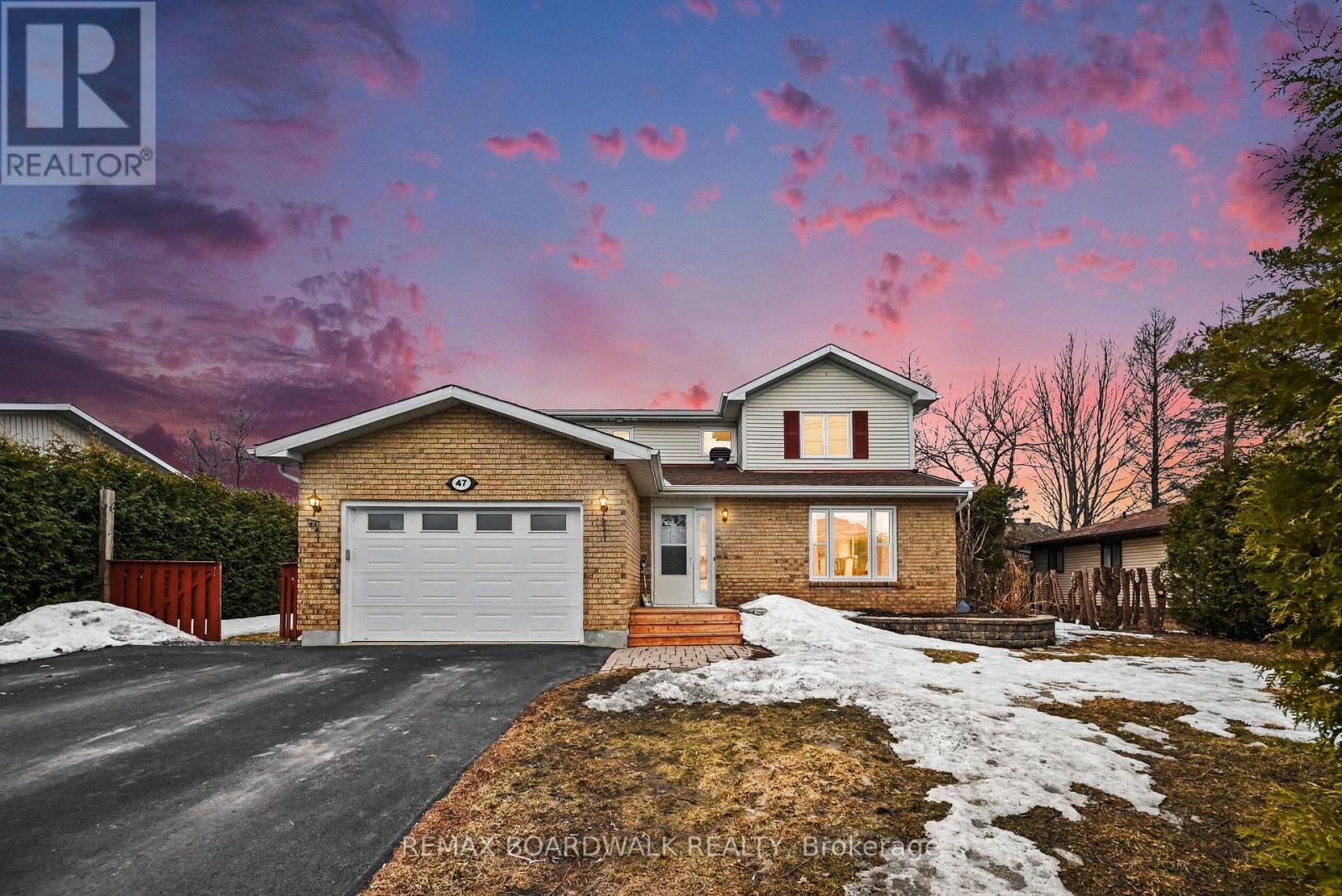 47 Isabelle Street, Casselman, Ontario  K0A 1M0 - Photo 1 - X12940640