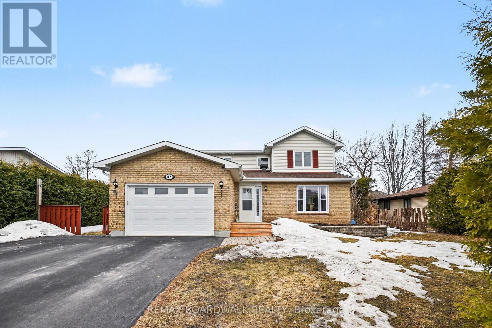 47 Isabelle Street, Casselman, Ontario  K0A 1M0 - Photo 2 - X12940640