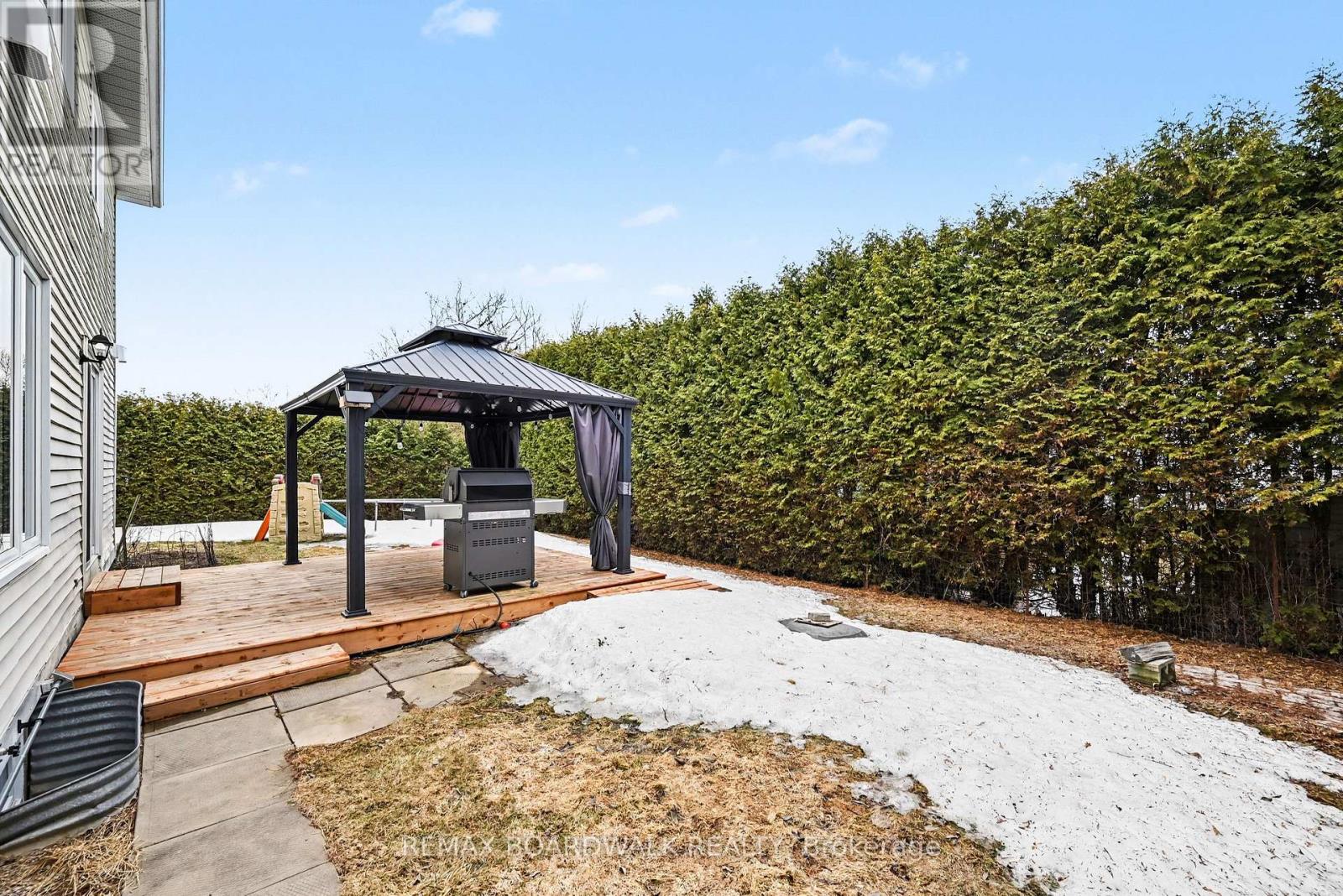 47 Isabelle Street, Casselman, Ontario  K0A 1M0 - Photo 31 - X12940640