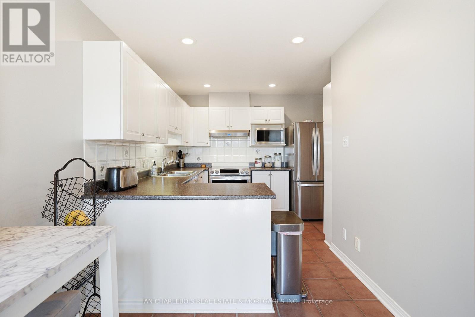 907 Markwick Crescent, Ottawa, Ontario  K4A 4J1 - Photo 10 - X12940686