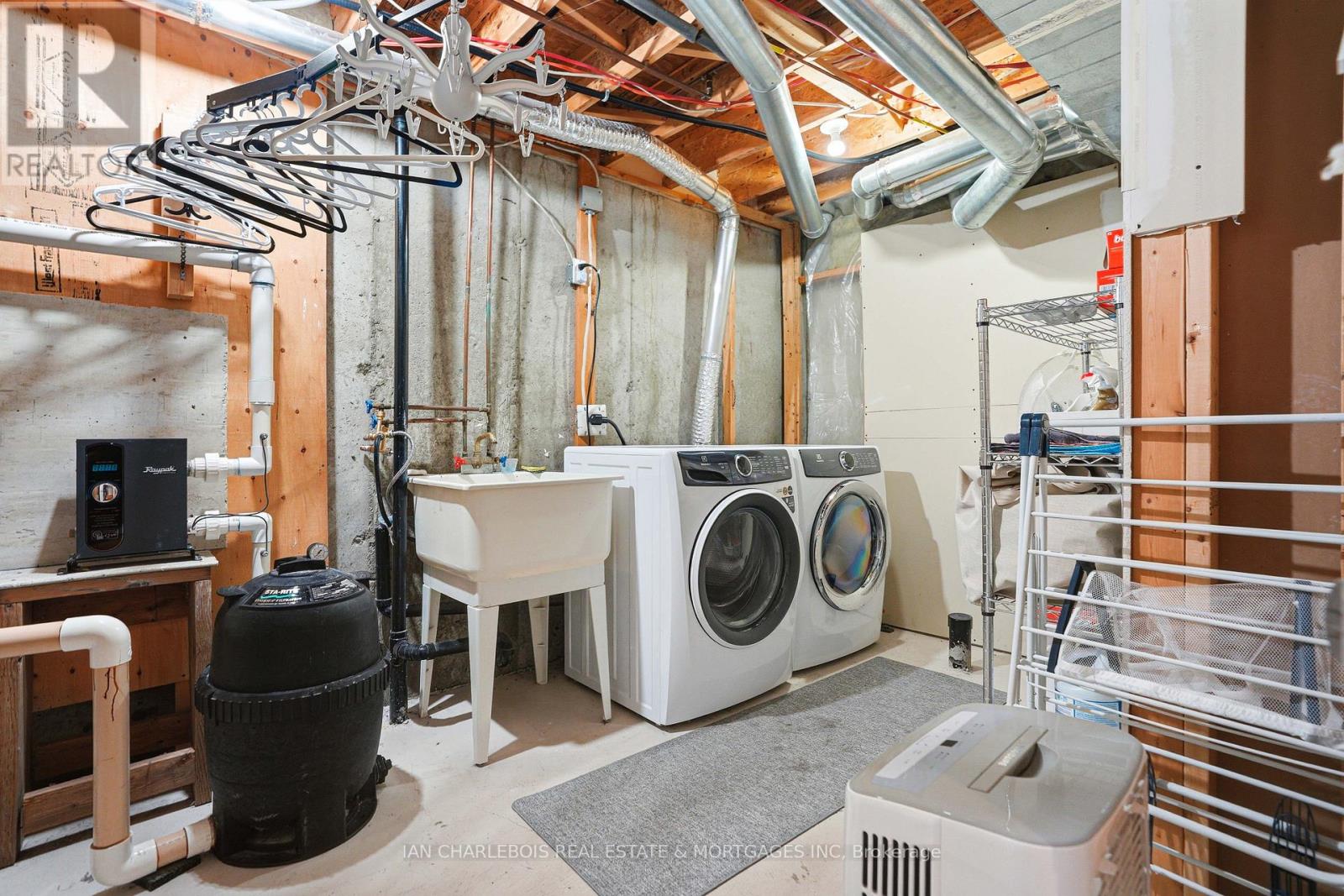 907 Markwick Crescent, Ottawa, Ontario  K4A 4J1 - Photo 31 - X12940686