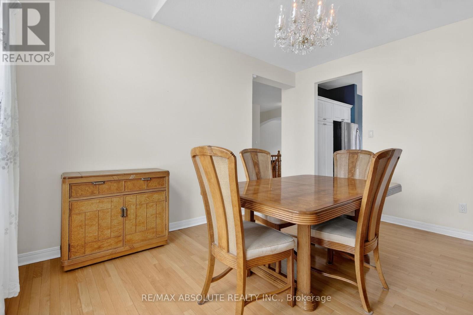 17 Ammolite Street, Ottawa, Ontario  K2S 1Y8 - Photo 19 - X12940700