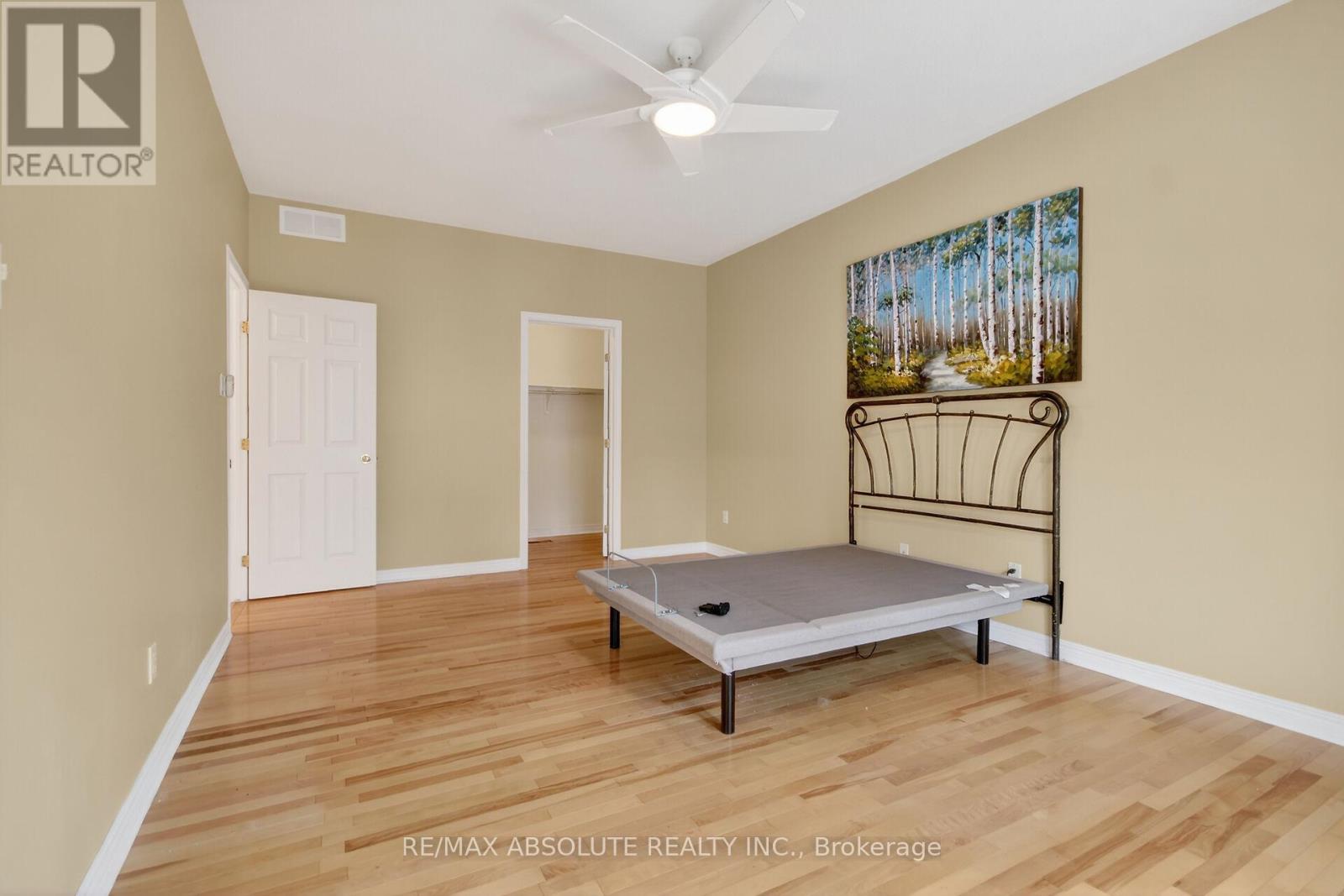 17 Ammolite Street, Ottawa, Ontario  K2S 1Y8 - Photo 23 - X12940700