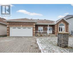 17 AMMOLITE STREET, Ottawa, Ontario