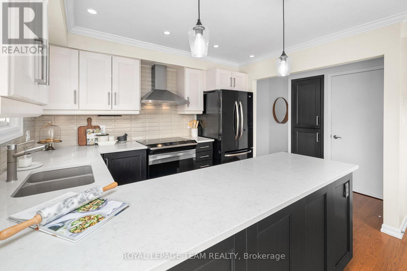 28 Conover Street, Ottawa, Ontario  K2G 4B3 - Photo 20 - X12940726