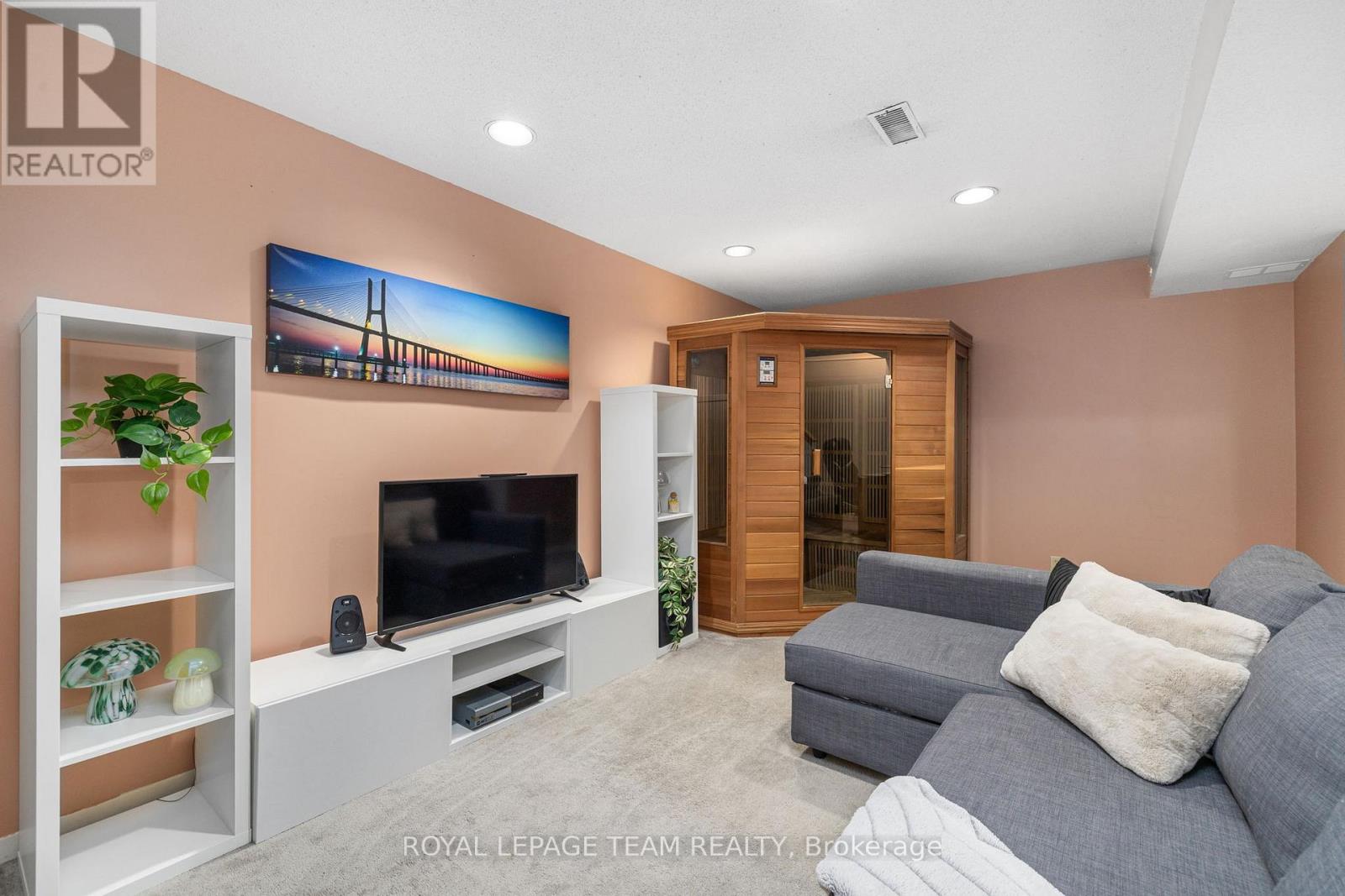 28 Conover Street, Ottawa, Ontario  K2G 4B3 - Photo 32 - X12940726