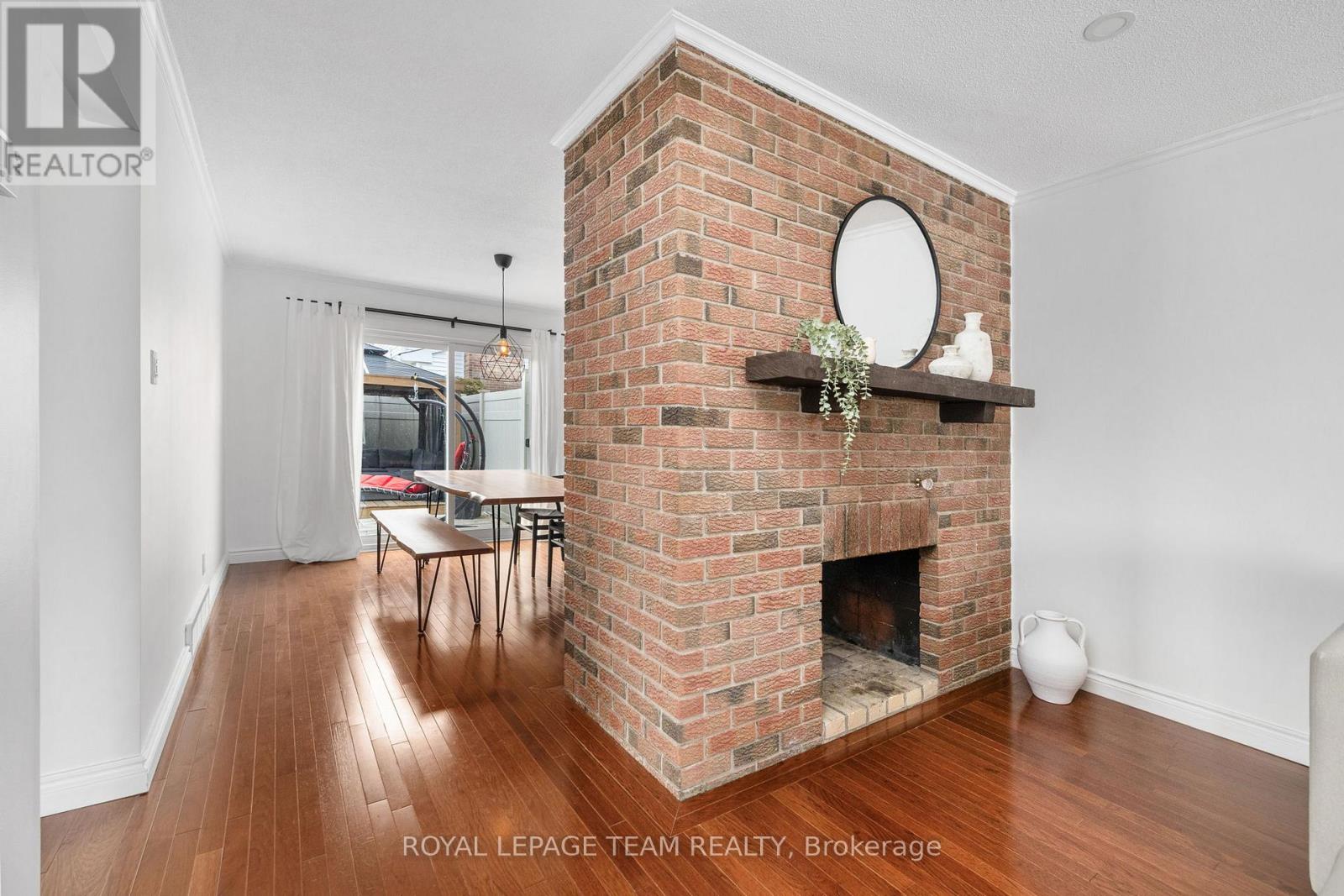 28 Conover Street, Ottawa, Ontario  K2G 4B3 - Photo 9 - X12940726