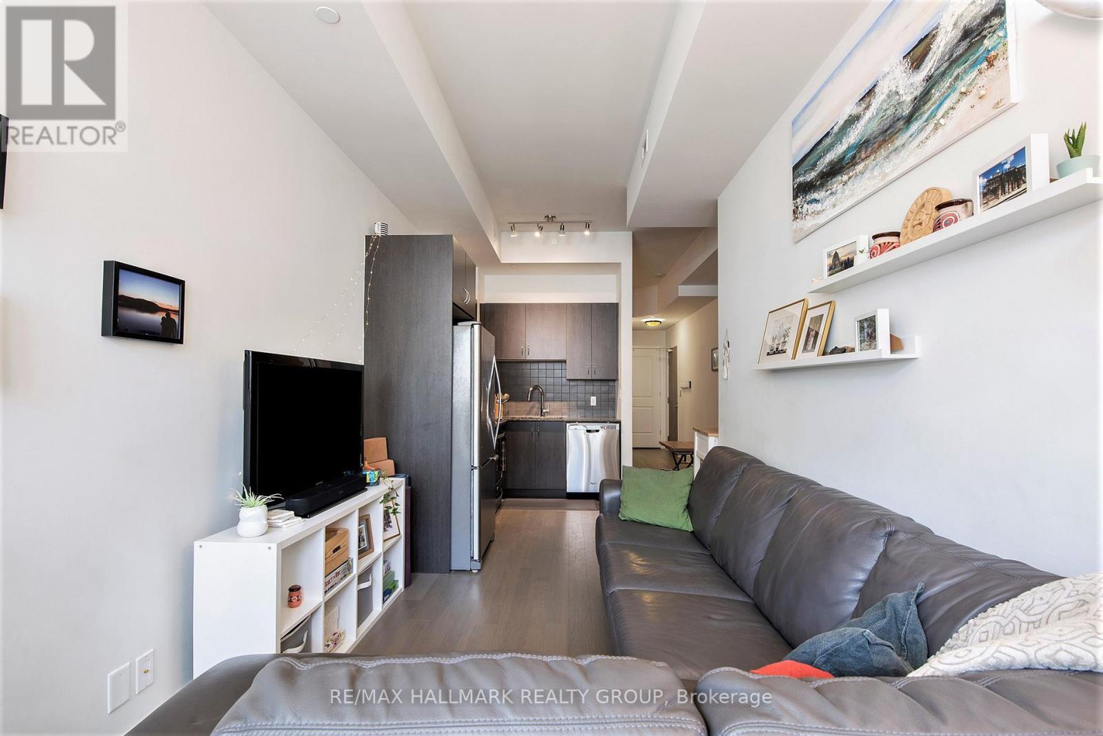 102 - 485 Richmond Road, Ottawa, Ontario  K2A 3W9 - Photo 8 - X12940814