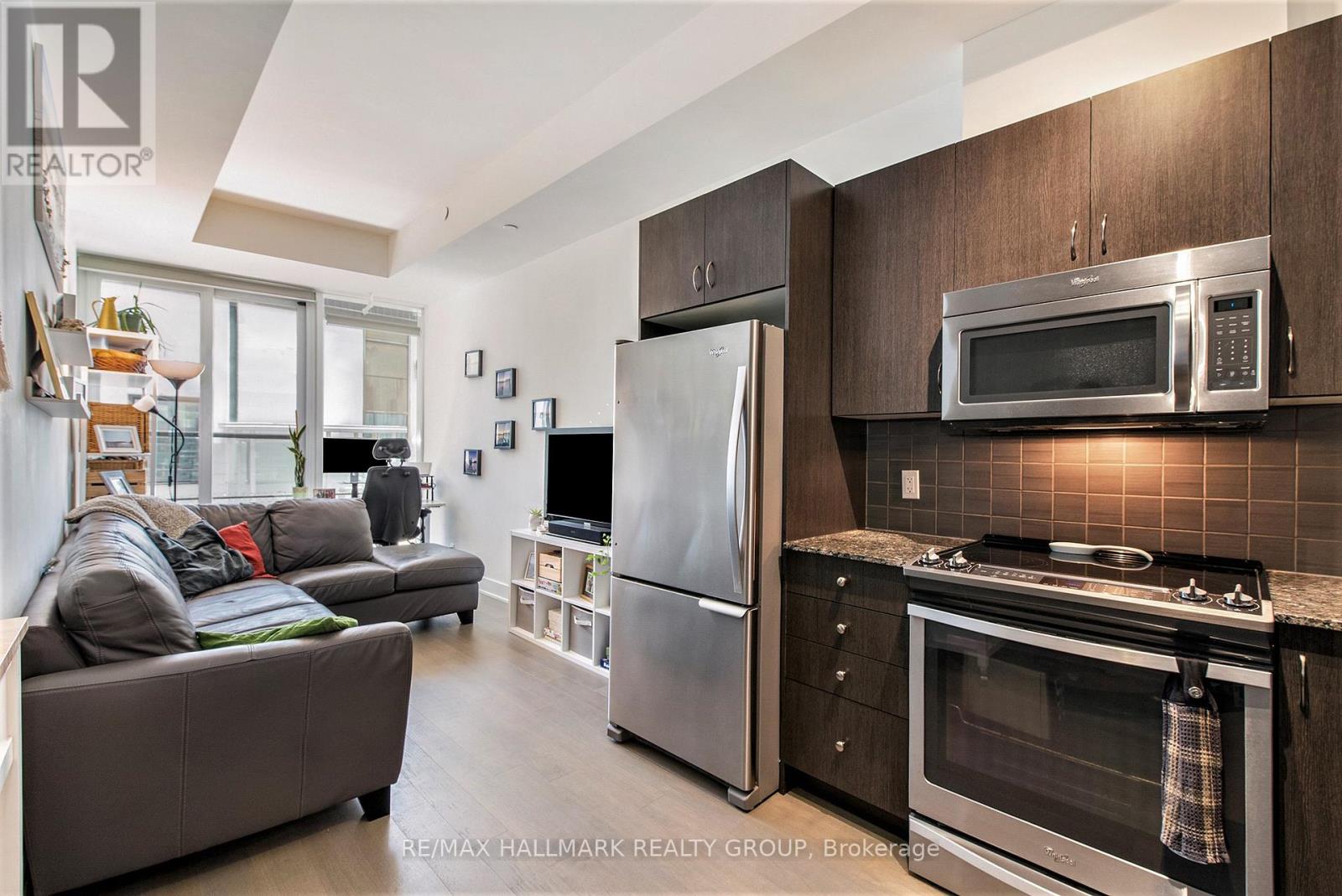 102 - 485 Richmond Road, Ottawa, Ontario  K2A 3W9 - Photo 9 - X12940814