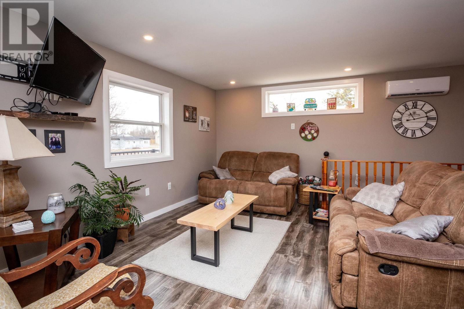 981 Route 25, York, Prince Edward Island  C0A 1P0 - Photo 2 - 202605935