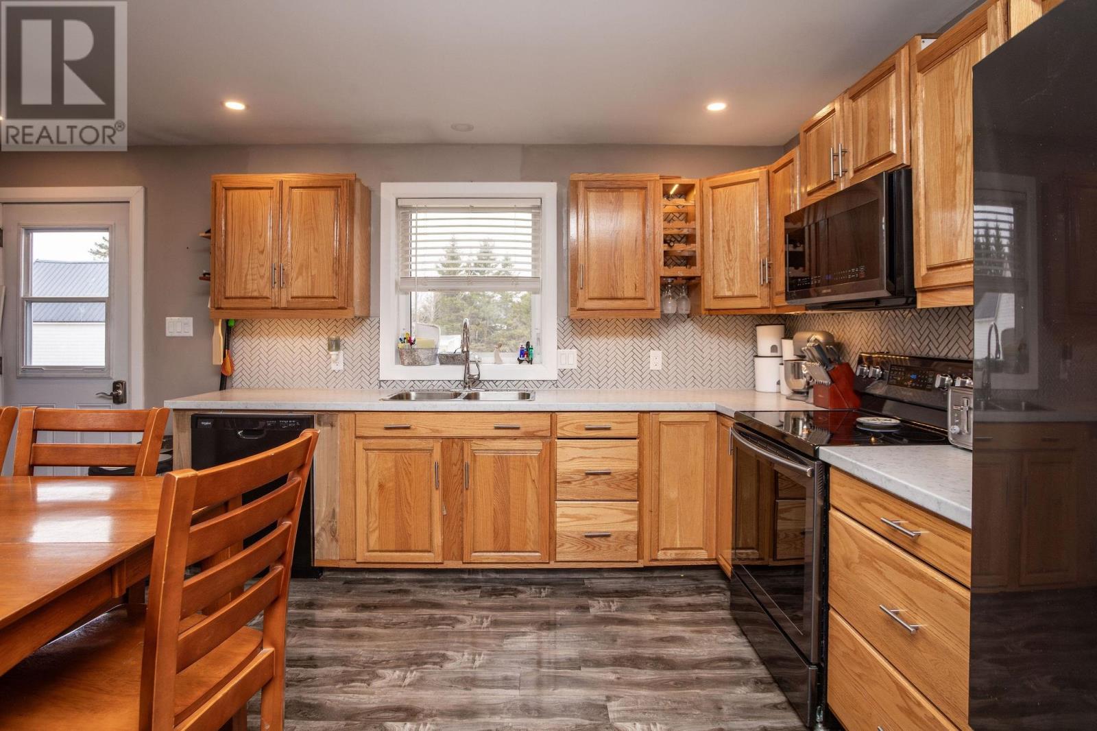 981 Route 25, York, Prince Edward Island  C0A 1P0 - Photo 7 - 202605935