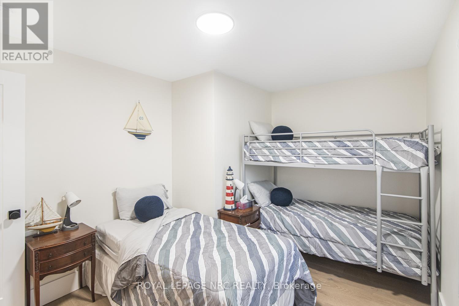 385 Westwood Avenue, Fort Erie, Ontario  L0S 1B0 - Photo 39 - X12940826