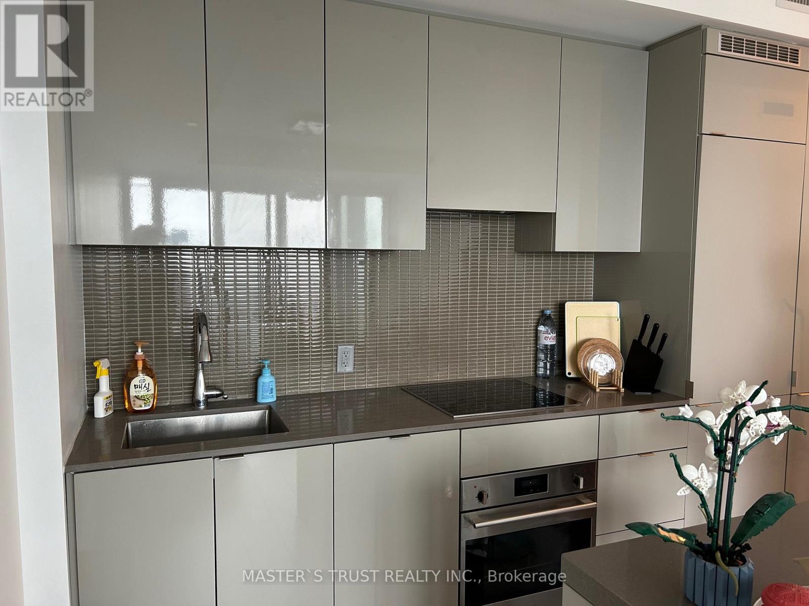 3709 - 7 Grenville Street, Toronto, Ontario  M4Y 0E9 - Photo 15 - C12940664