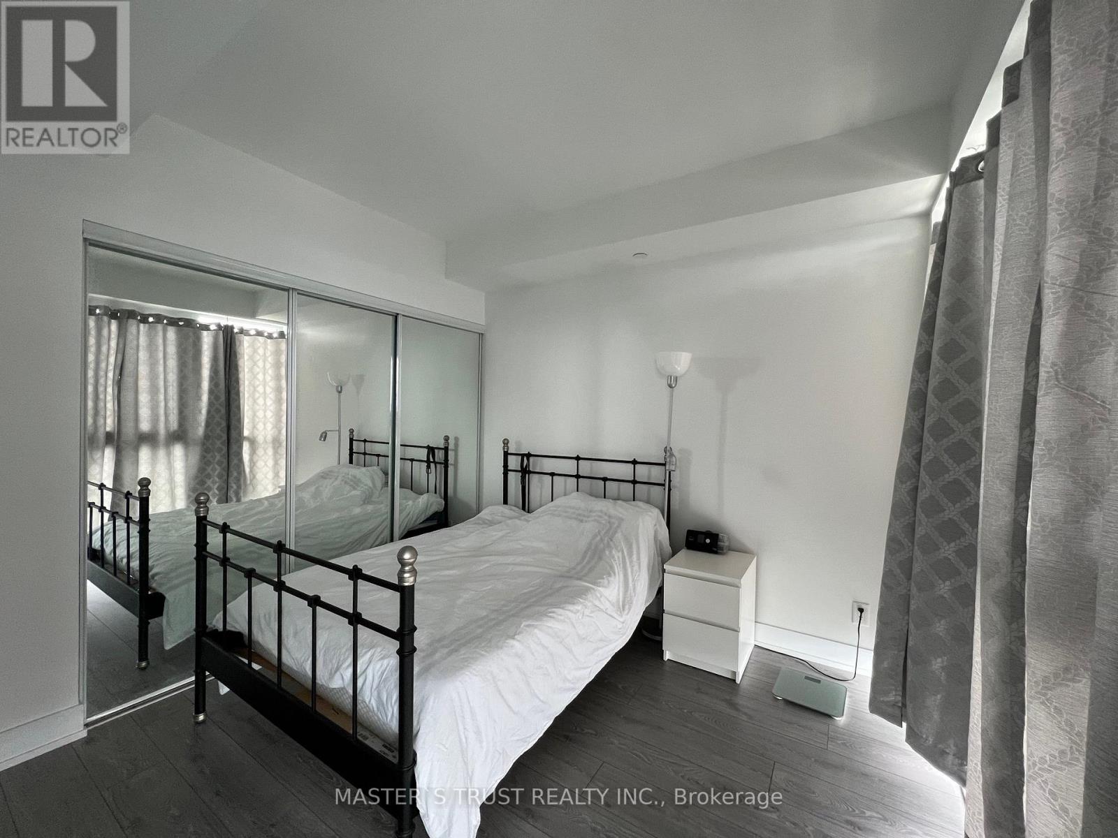 3709 - 7 Grenville Street, Toronto, Ontario  M4Y 0E9 - Photo 9 - C12940664