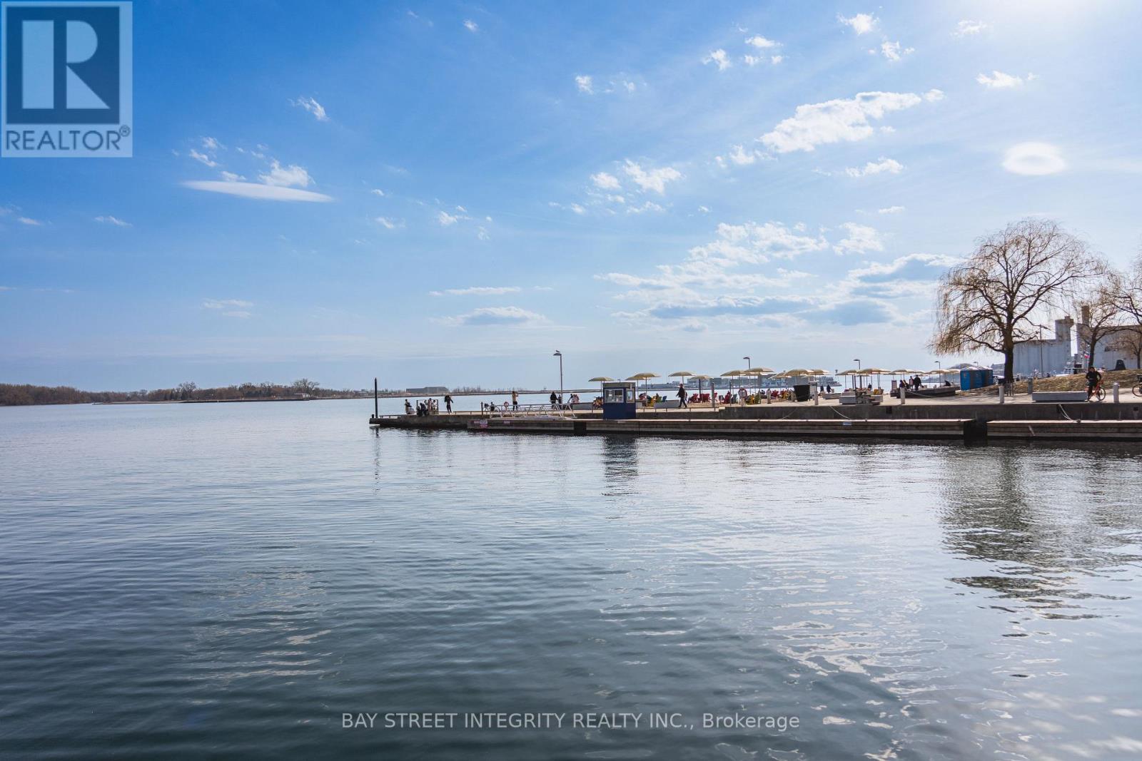 1107 - 270 Queens Quay W, Toronto, Ontario  M5J 2N4 - Photo 23 - C12940690