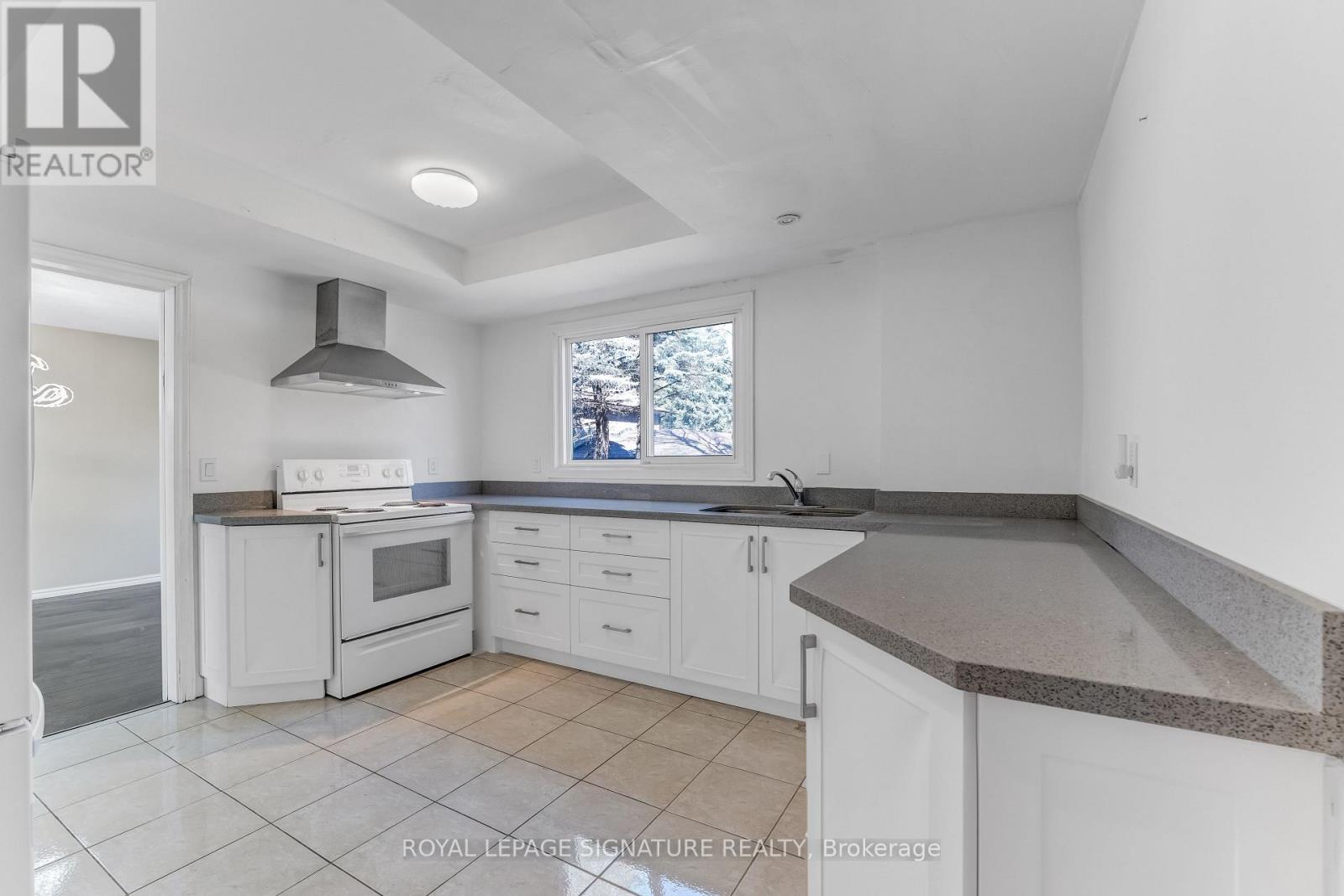 3161 Bayview Avenue, Toronto, Ontario  M2K 1G2 - Photo 5 - C12940718