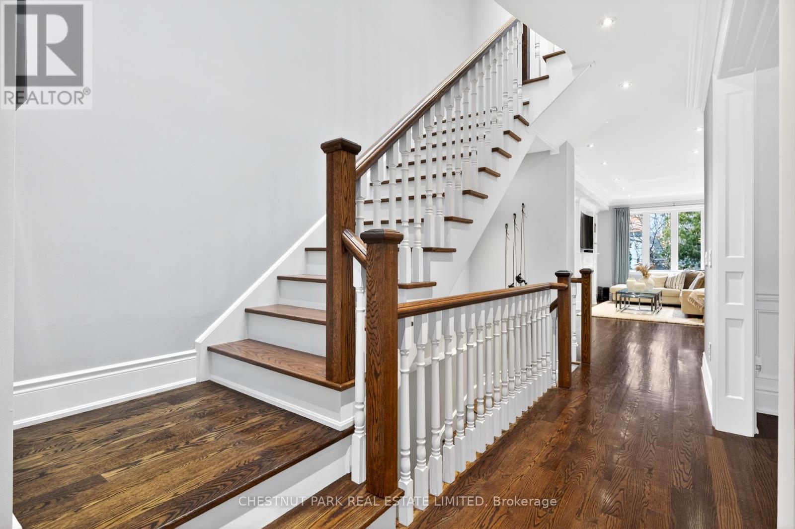 340 Belsize Drive, Toronto, Ontario  M4S 1N1 - Photo 15 - C12940860