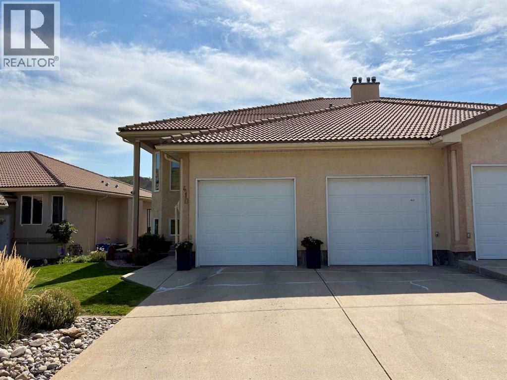 B, 410 Canyon Boulevard W, Lethbridge, Alberta