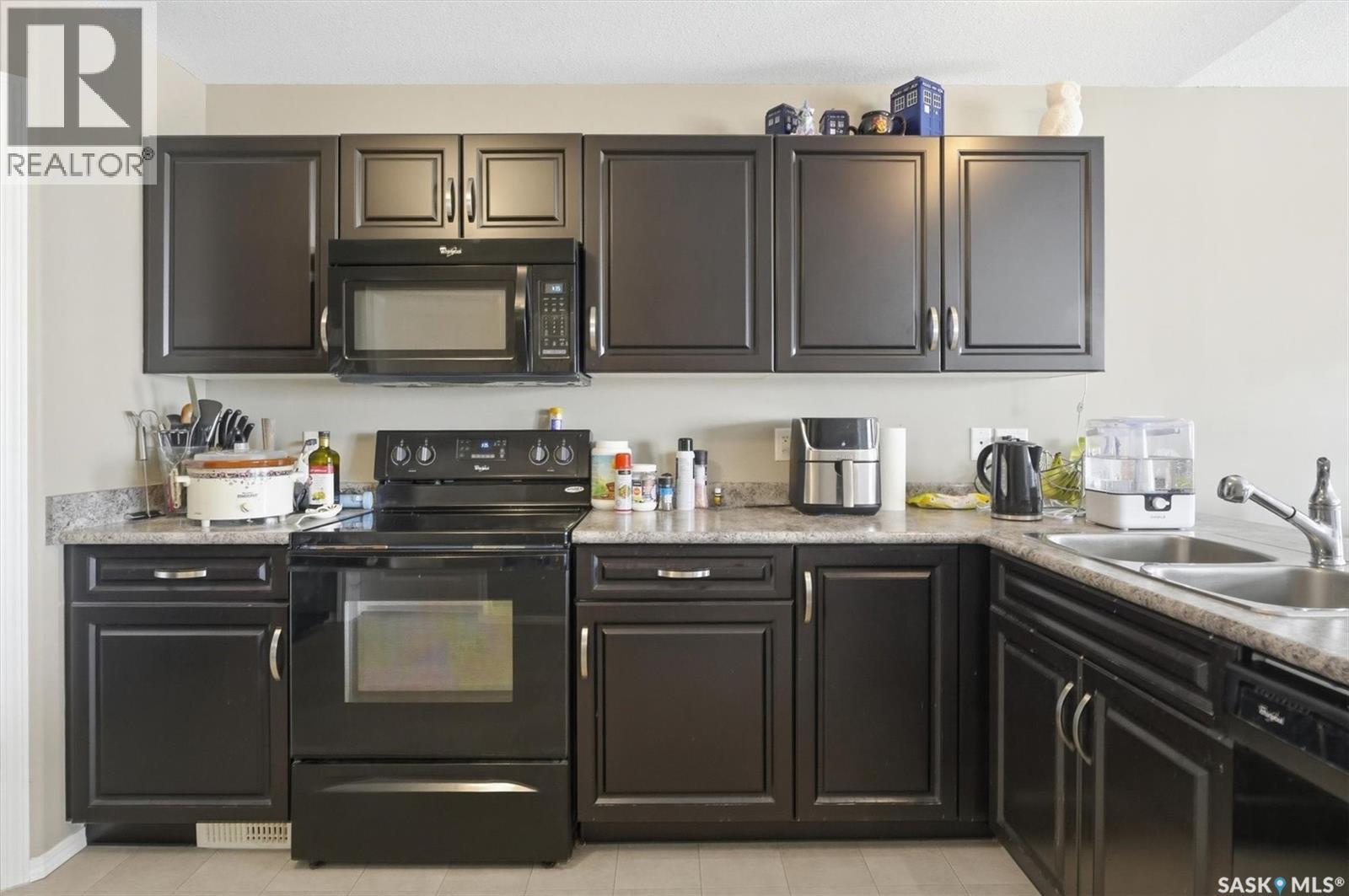 222 100 Chaparral Boulevard, Martensville, Saskatchewan  S0K 0A2 - Photo 11 - SK031674