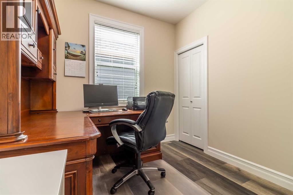 597 Aquitania Boulevard W, Lethbridge, Alberta  T1H 5P7 - Photo 20 - A2295515