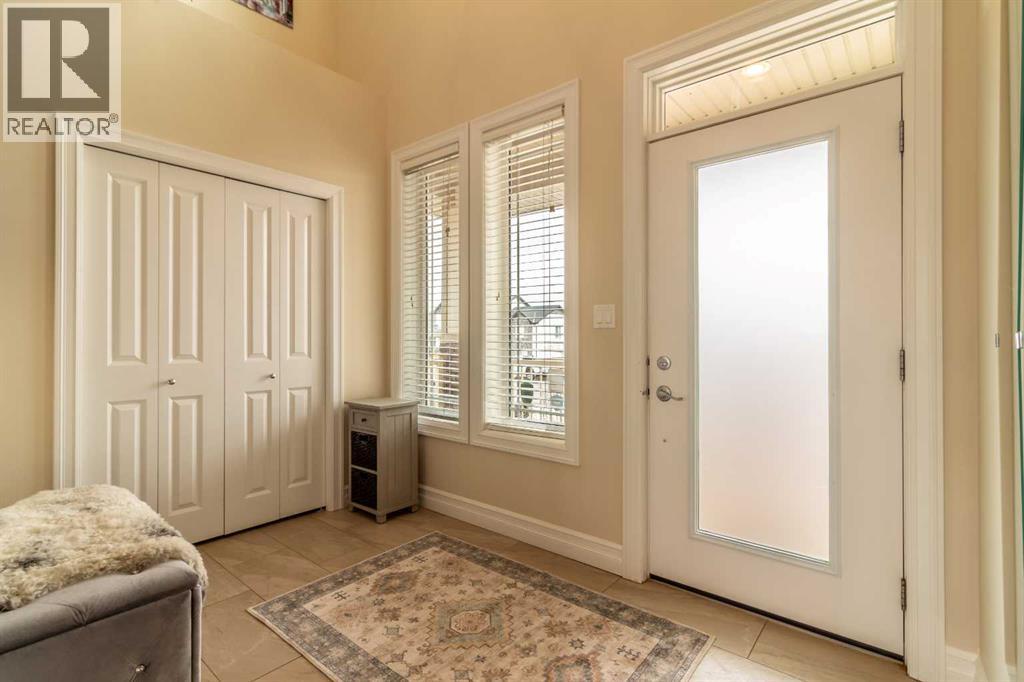 597 Aquitania Boulevard W, Lethbridge, Alberta  T1H 5P7 - Photo 4 - A2295515