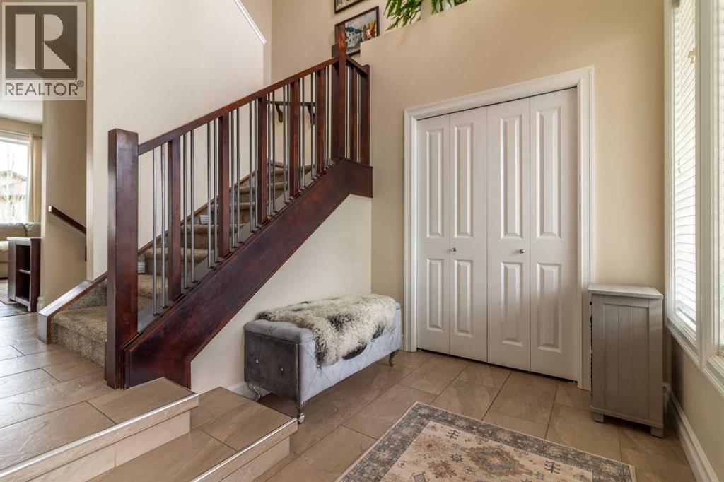 597 Aquitania Boulevard W, Lethbridge, Alberta  T1H 5P7 - Photo 5 - A2295515