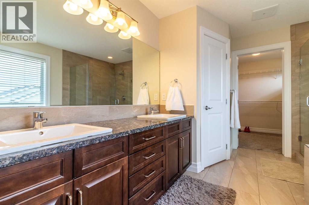 597 Aquitania Boulevard W, Lethbridge, Alberta  T1H 5P7 - Photo 26 - A2295515