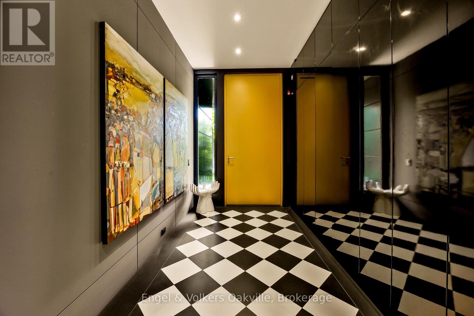 1516 Duncan Road, Oakville, Ontario  L6J 2R3 - Photo 5 - W12891234