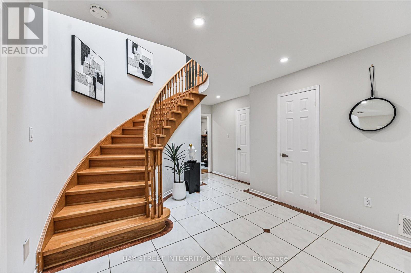 12 Greystone Road, Markham, Ontario  L3R 8H9 - Photo 23 - N12940634